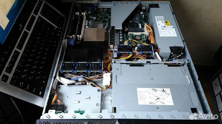 Сервер IBM System X3250 m2 и Smart ups 3000xl