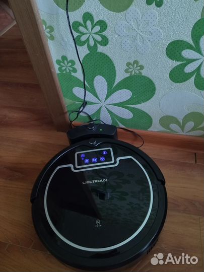 Робот пылесос