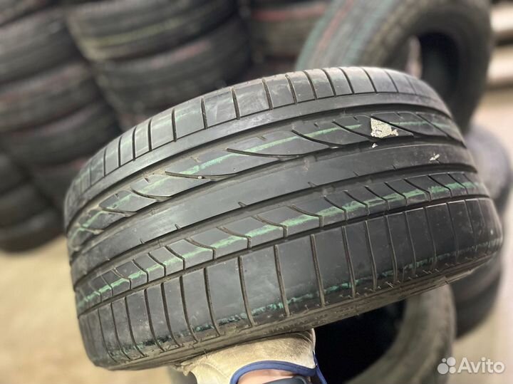 Bridgestone Potenza RE 050A l 255/35 R18