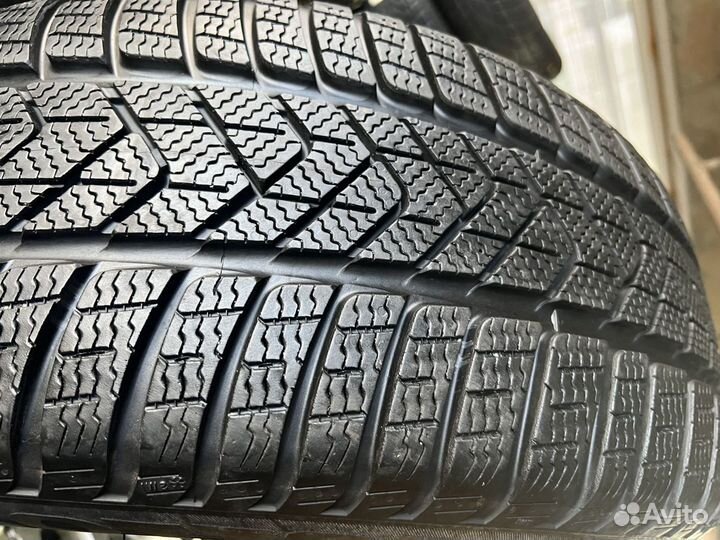 Pirelli Scorpion Winter 245/45 R19