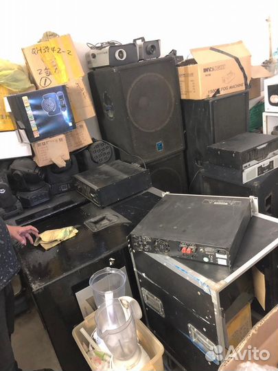 Музыкальные колонки усилители сабуферы