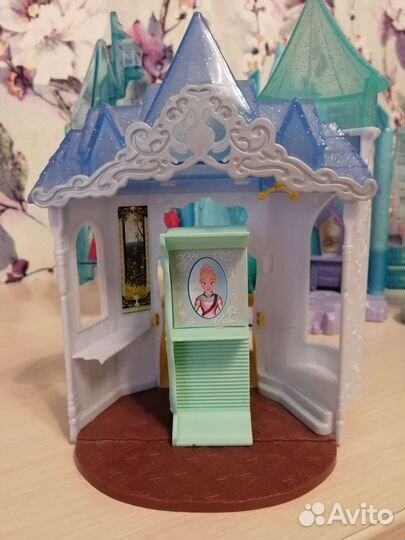 Домик и беседки Анны и Эльзы 