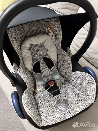 Детское автокресло от 0 maxi cosi