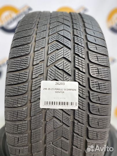 Pirelli Scorpion Winter 295/35 R21 106V