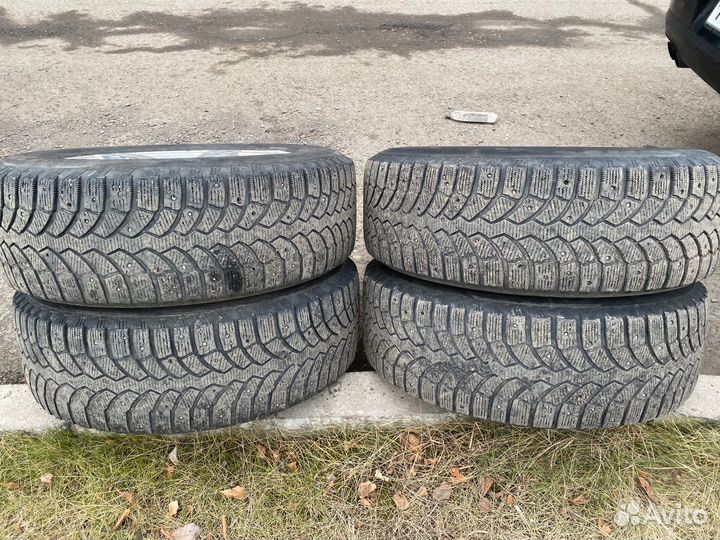 Колеса зимние 215 65 R16