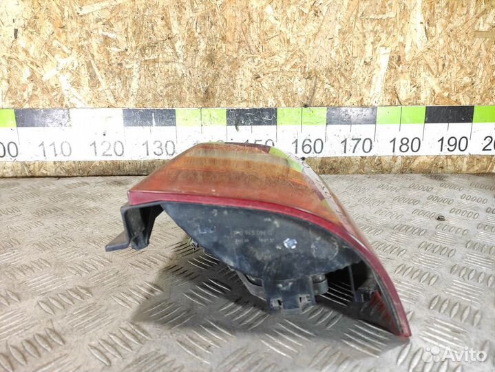 Фонарь задний правый Volkswagen Transporter T5