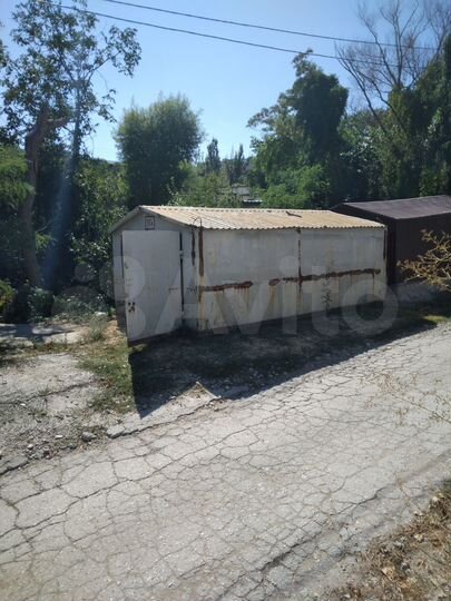 Гараж, > 30 м²