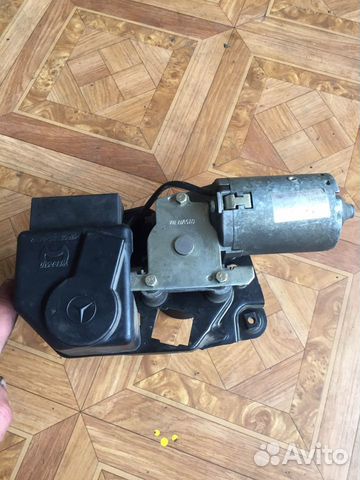 Моторчик люка Mercedes W140