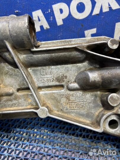 Корпус масляного фильтра Opel Astra H купе Z18XER