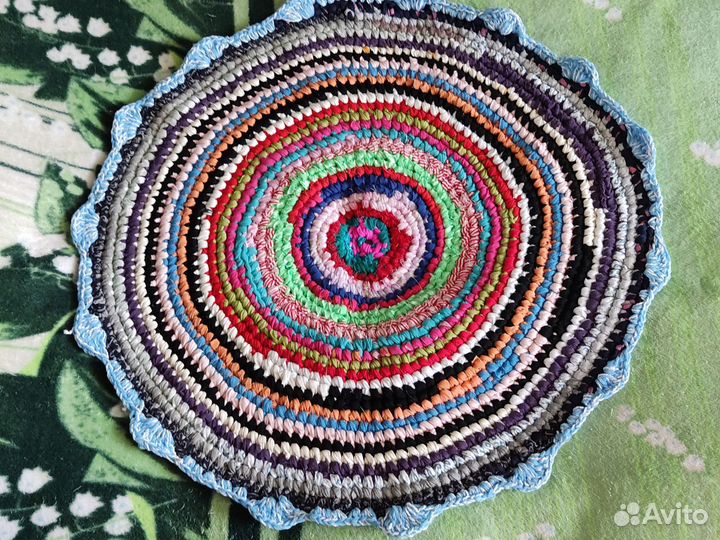Коврик вязаный крючком