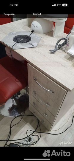 Маникюрный стол