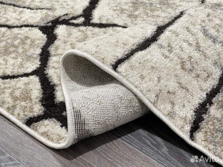 Ковер размером : 2.40х3.40 (№ 31109) новый