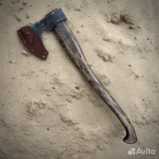 Топор таежный