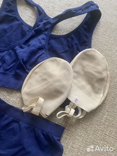 Костюмы для pole dance (42/44 размер ) и чешки