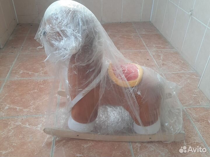 Детская качалка лошадь