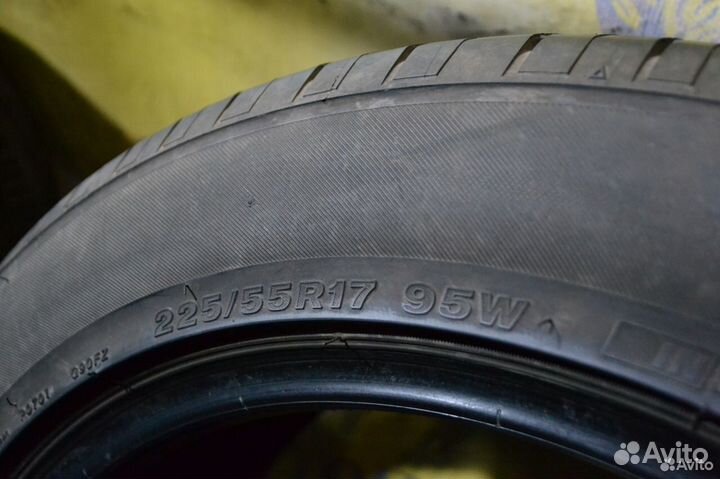 Bridgestone Regno GR-9000 225/55 R17