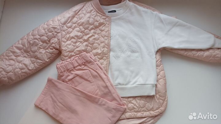 Одежда для девочки комплектом 104