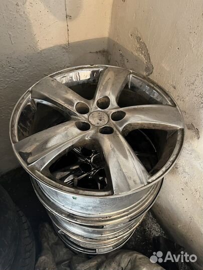 Диски литые r18 5x114.3