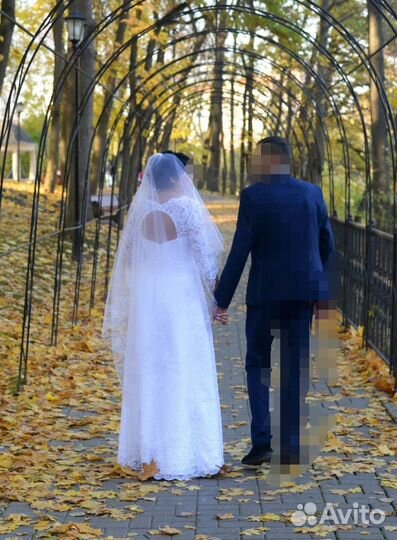 Свадебное платье