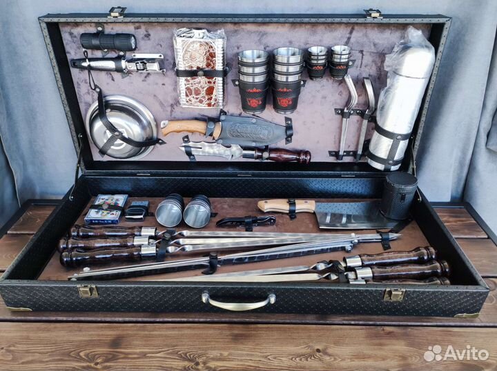 Набор шампуров в кейсах