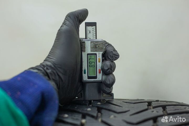 Nokian Tyres Hakkapeliitta 8 SUV 255/55 R19 111T