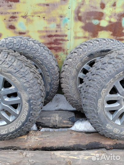 Продам резину с дисками 275/65/R18