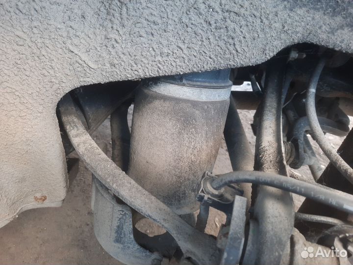 Пневмобалон задний X166 W166 W292 W164 X164 GL ML