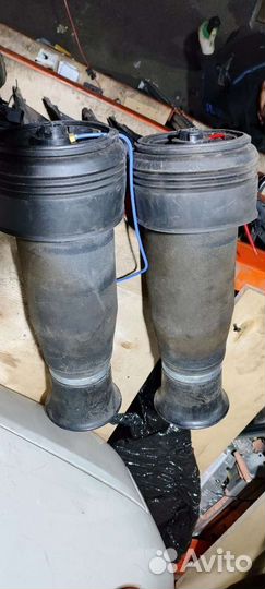 Пневмобаллон BMW X5 X6 E70 E71 задний