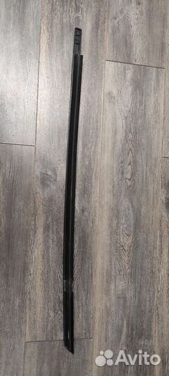 Молдинг стекла двери задний левый седан