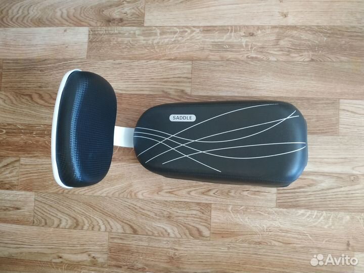 Детское кресло на багажник велосипеда с ручкой