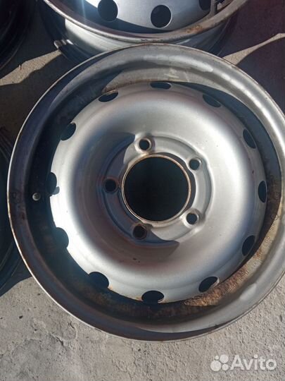 Штампованные диски шевроле нива