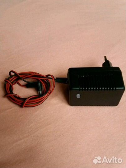 Зарядное устройство