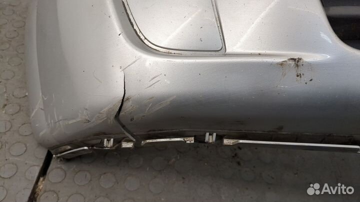 Бампер передний Opel Meriva