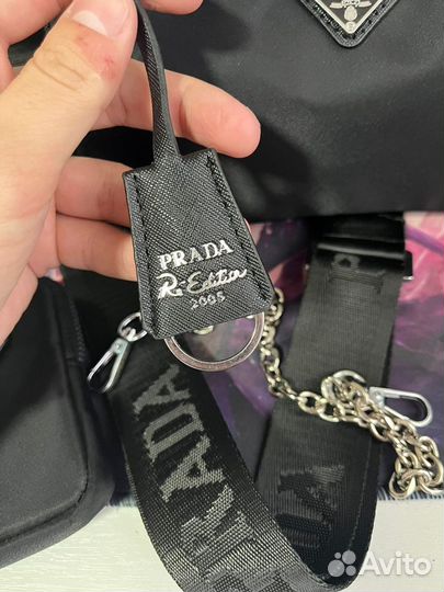 Сумка Prada Re-Edition 2005