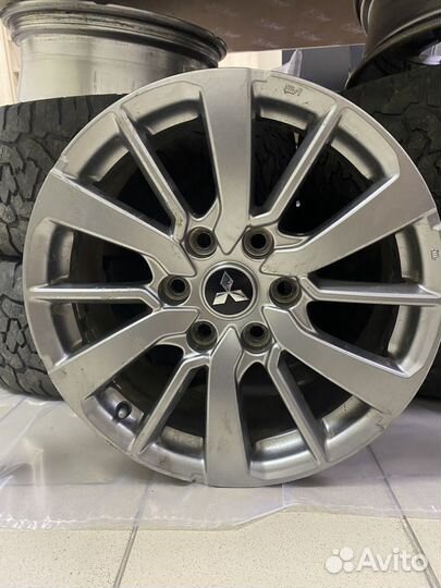 Диски Padjero Sport