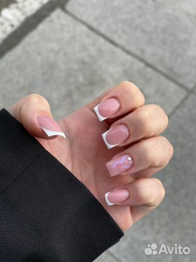 Маникюр /педикюр