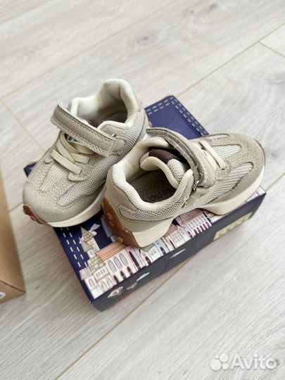 Кроссовки для мальчика для девочки