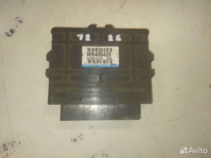 Блок ABS Mitsubishi Pajero 3