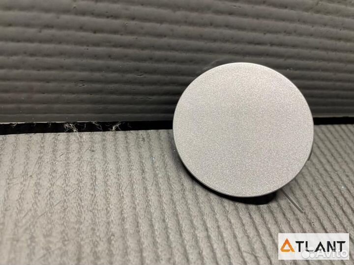 Заглушка бампера задняя правая toyota mark X