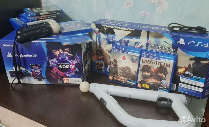 Игровая приставка ps4