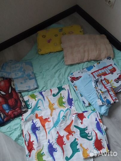 Одеяло, подушки, компл пост детского белья 6 наим