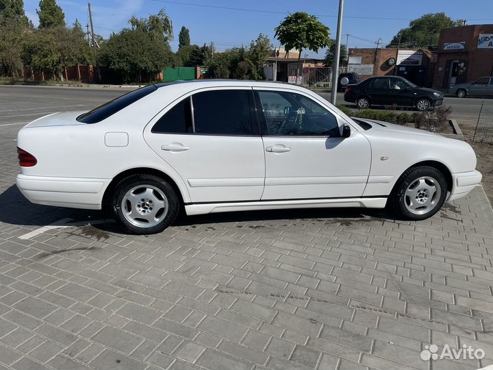 Mercedes-Benz E-класс 2.0 МТ, 1996, 352 000 км