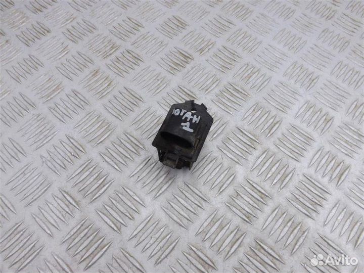 Резистор вентилятора охлаждения Renault Logan 1