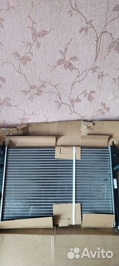 Радиатор на chevrolet aveo т 250