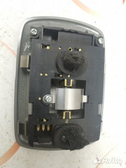 Плафон подсветки салона Hyundai Santa-Fe 2 2.2