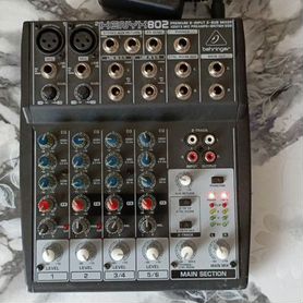 Микшерный пульт behringer xenyx802