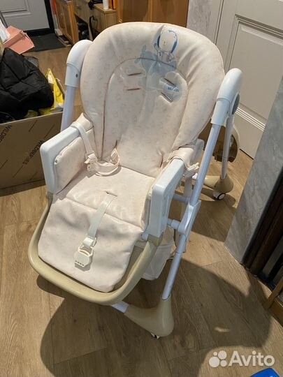 Стульчик для кормления capella