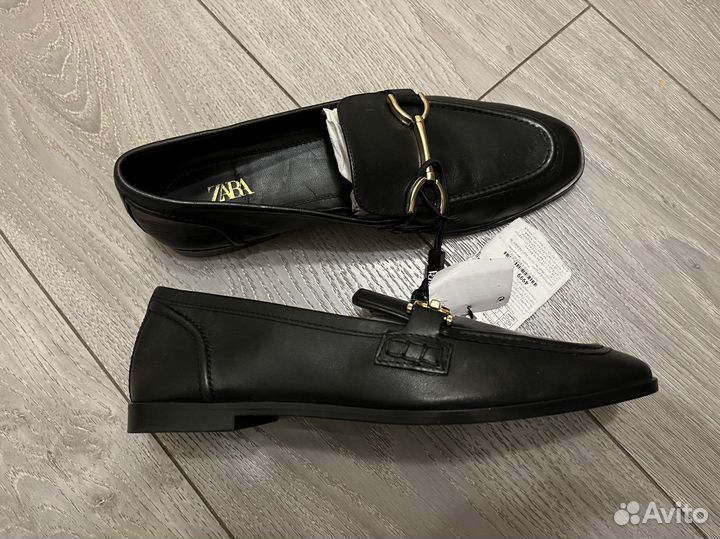 Кожаные лоферы Zara