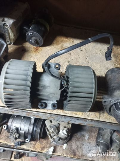 Моторчик печки bmw 5 e39