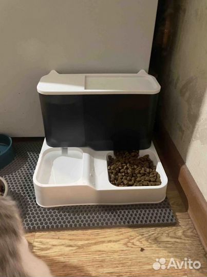 Автокормушка для животных 2 в 1